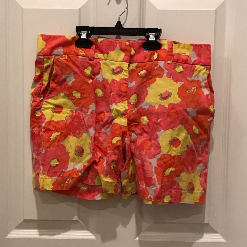 Loft linen blend floral short size 6